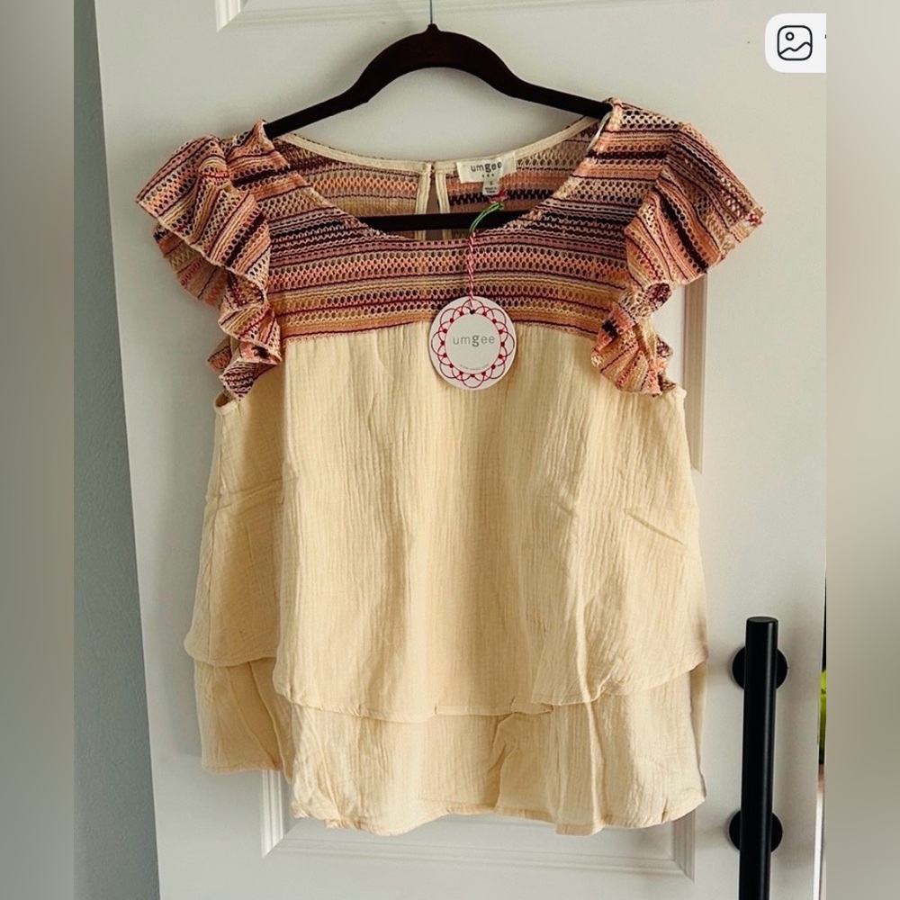 Umgee BOHO Chic Beige and Coral lace Ruffle Sleeve Blouse small